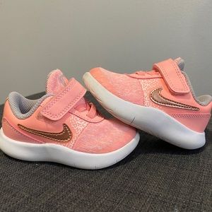 Nike flex toddler